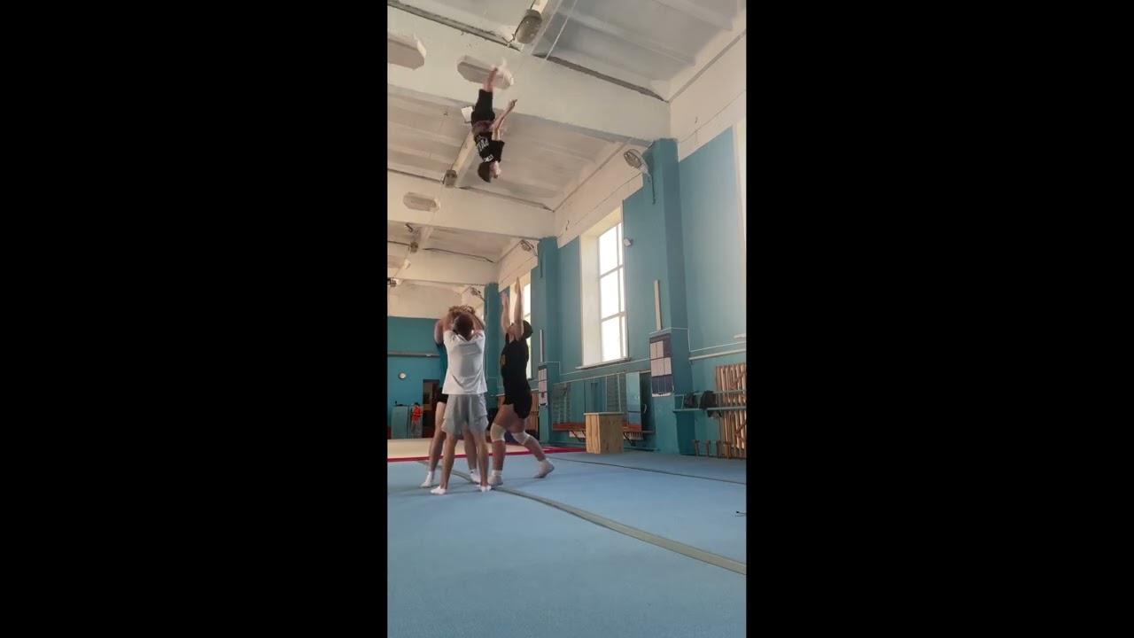 New additions to the main video cirque Du Soleil Maxim Volkov
