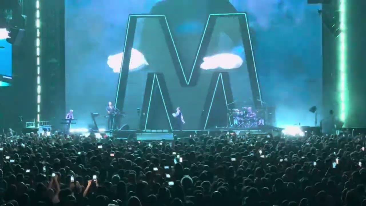 2024-02-22 Depeche Mode - Everything Counts - O2 Arena, Prague, Czech republic