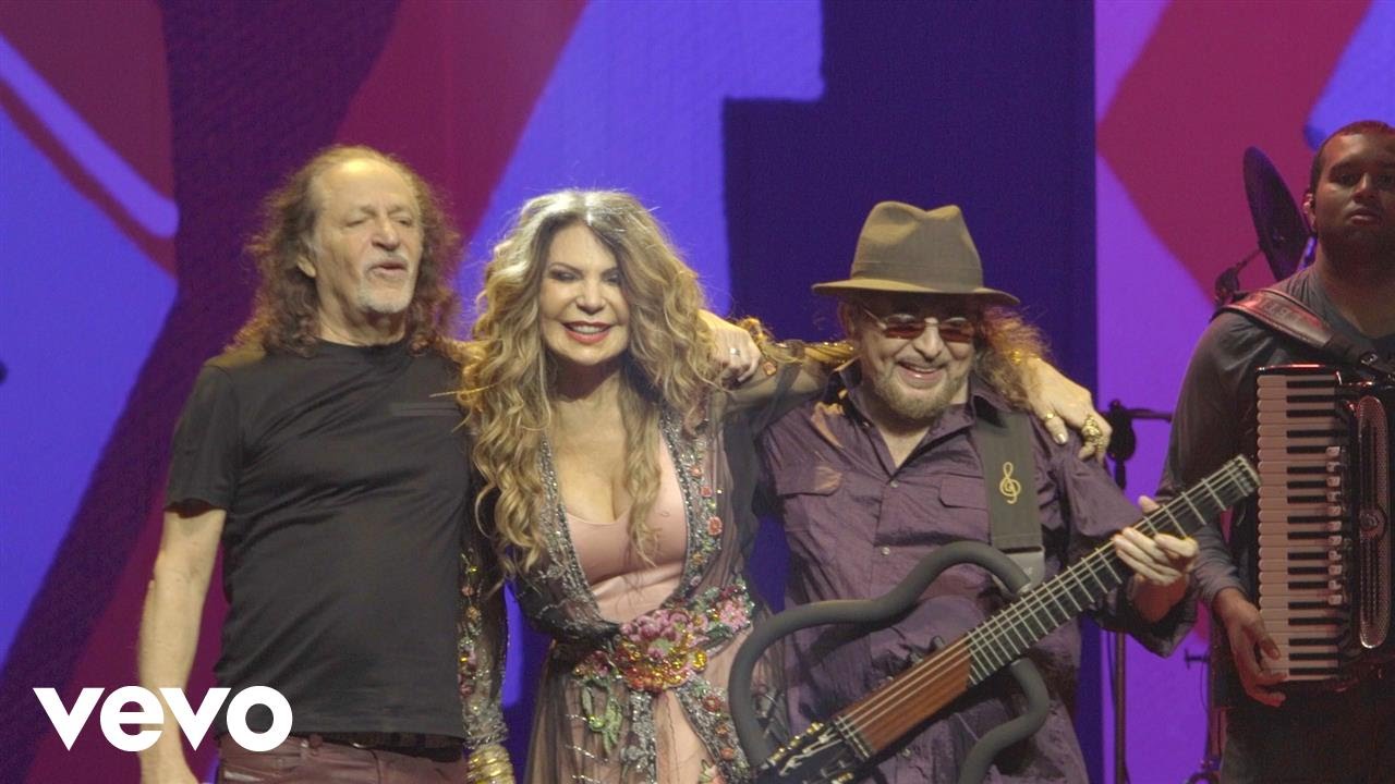 Alceu Valença, Elba Ramalho, Geraldo Azevedo - Banho de Cheiro (Ao Vivo)