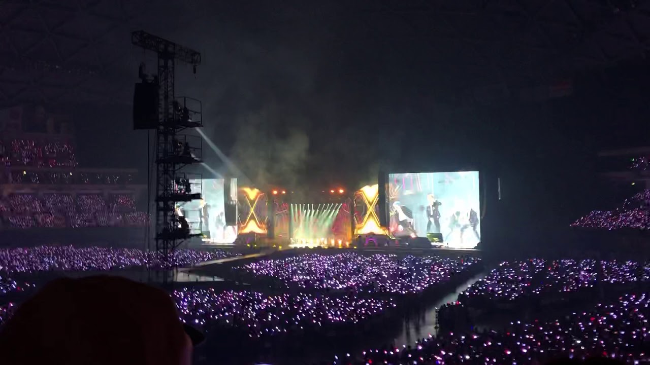 BTS world tour 2018-2019 Nagoya dome opening plus IDOL