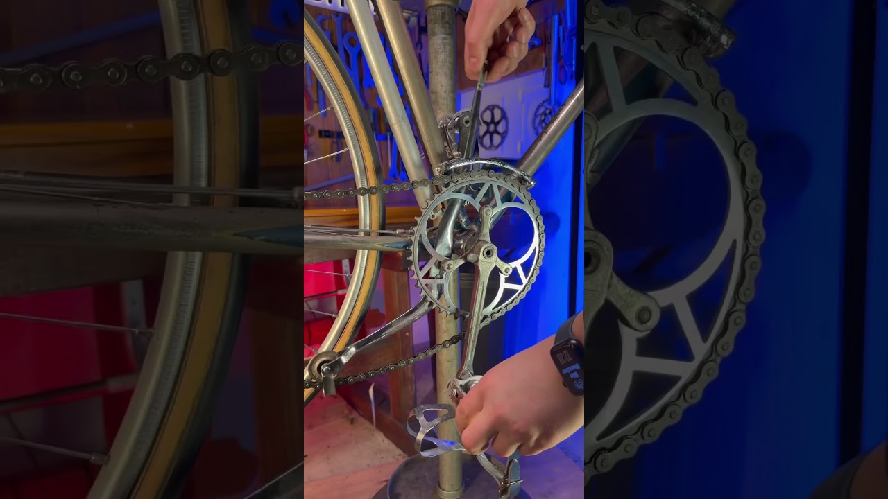 Vintage 1930s Bicycle Gears | Victoria Margarita