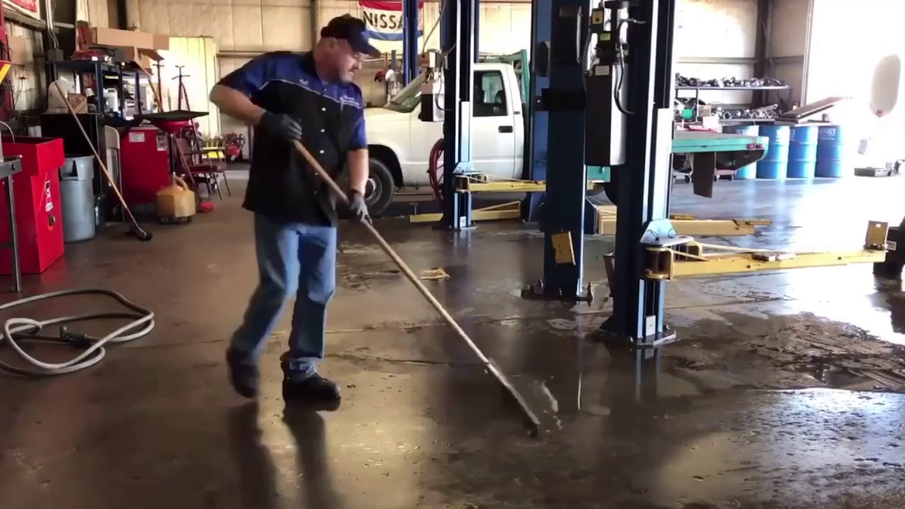 World&rsquo;s Coolest Job! (Hey Jeff Underwood! Check This Out!)