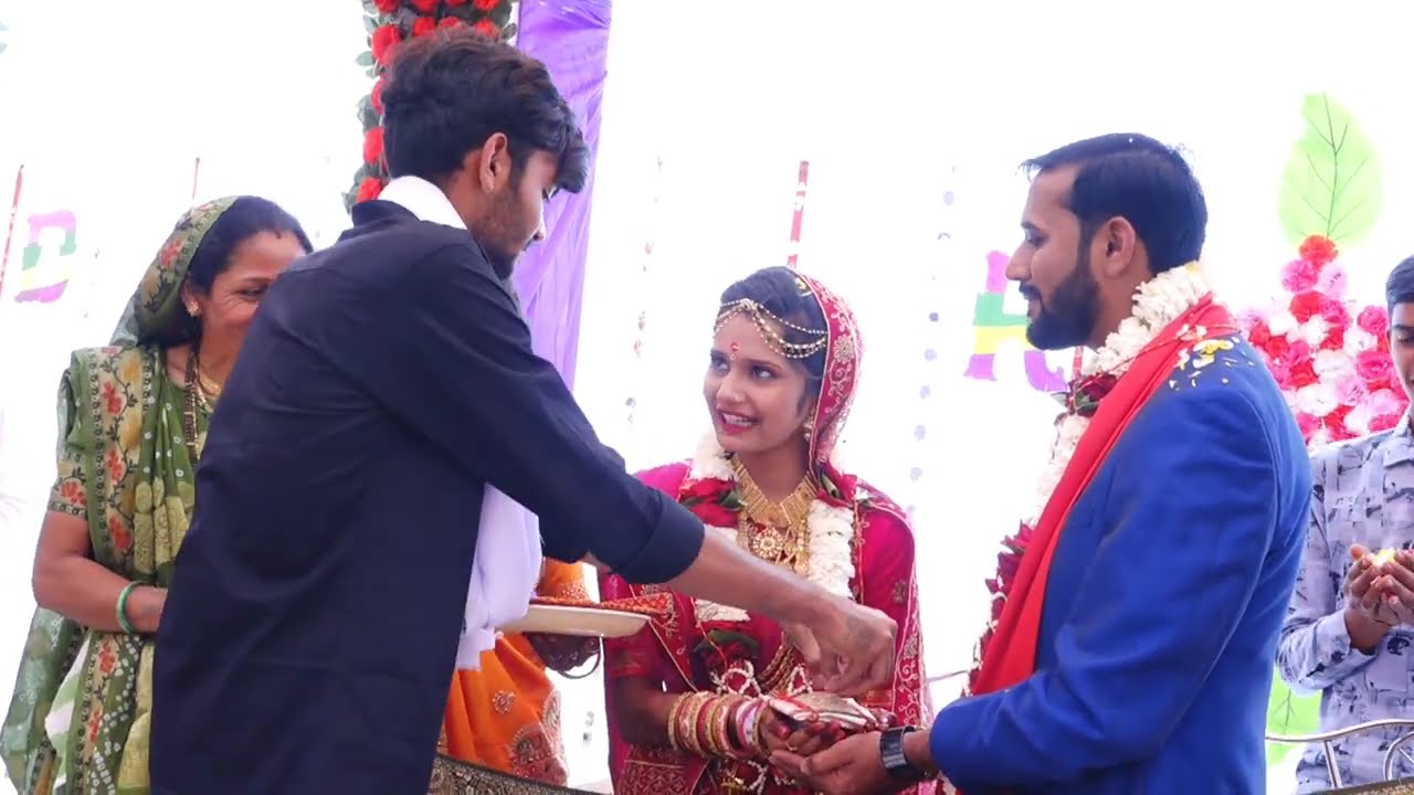 મંગળ ફેરા | પહેલું પહેલું મંગળિયું વર્તાય | Mangal Fera | લગ્ન ગીત | lagan na video geet | wedding