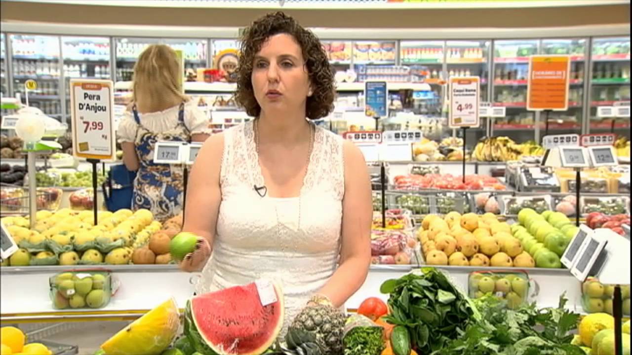 Conheça os alimentos que diminuem o inchaço do corpo