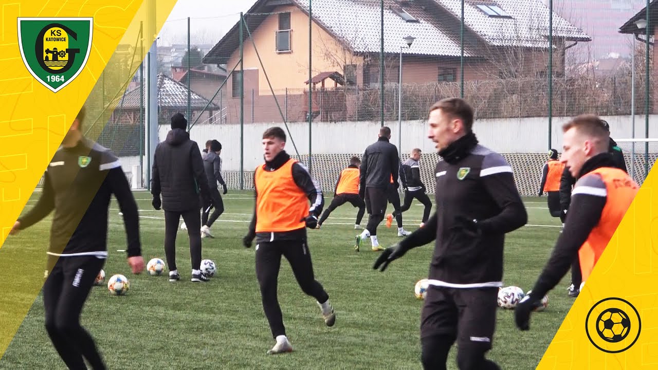 Powr&oacute;t piłkarzy GKS Katowice do trening&oacute;w (11 01 2021)