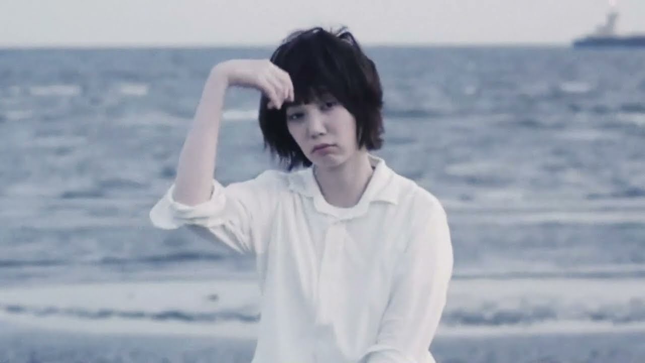 海でヘアカット！恥ずかしい！似合ってますか？