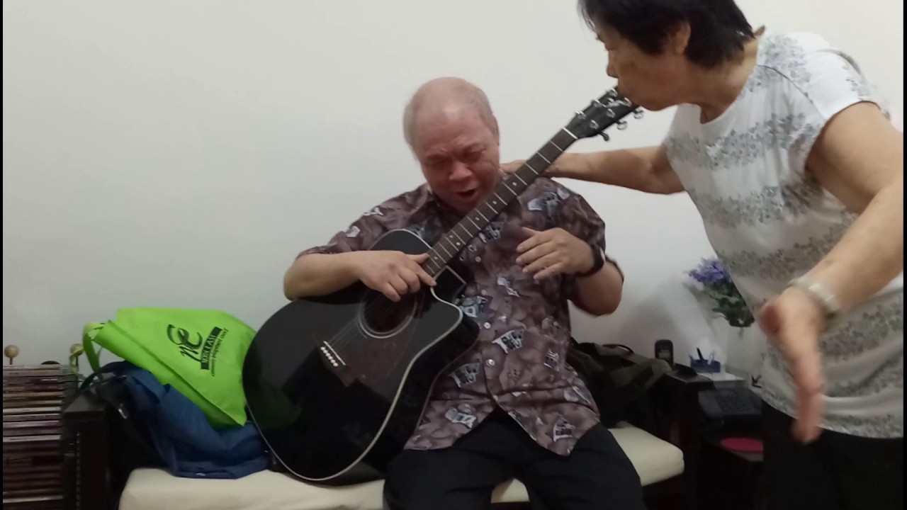 Talented musician Alfred in Singapore - Alfred Ho Part 1