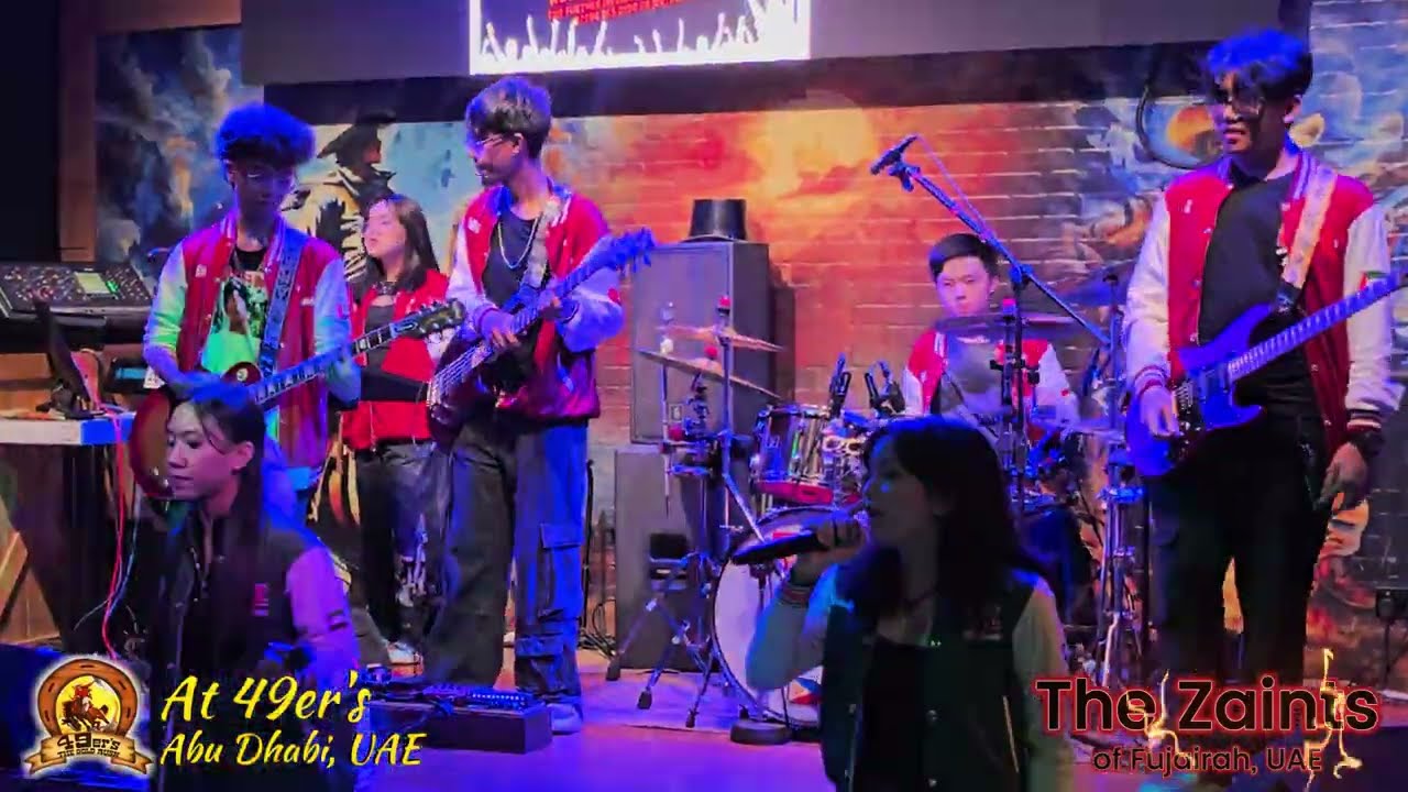 The Zaints at 49ers Abu Dhabi (Dancing Queen, Mama mia, Buttercup, I wanna Dance with Somebody)