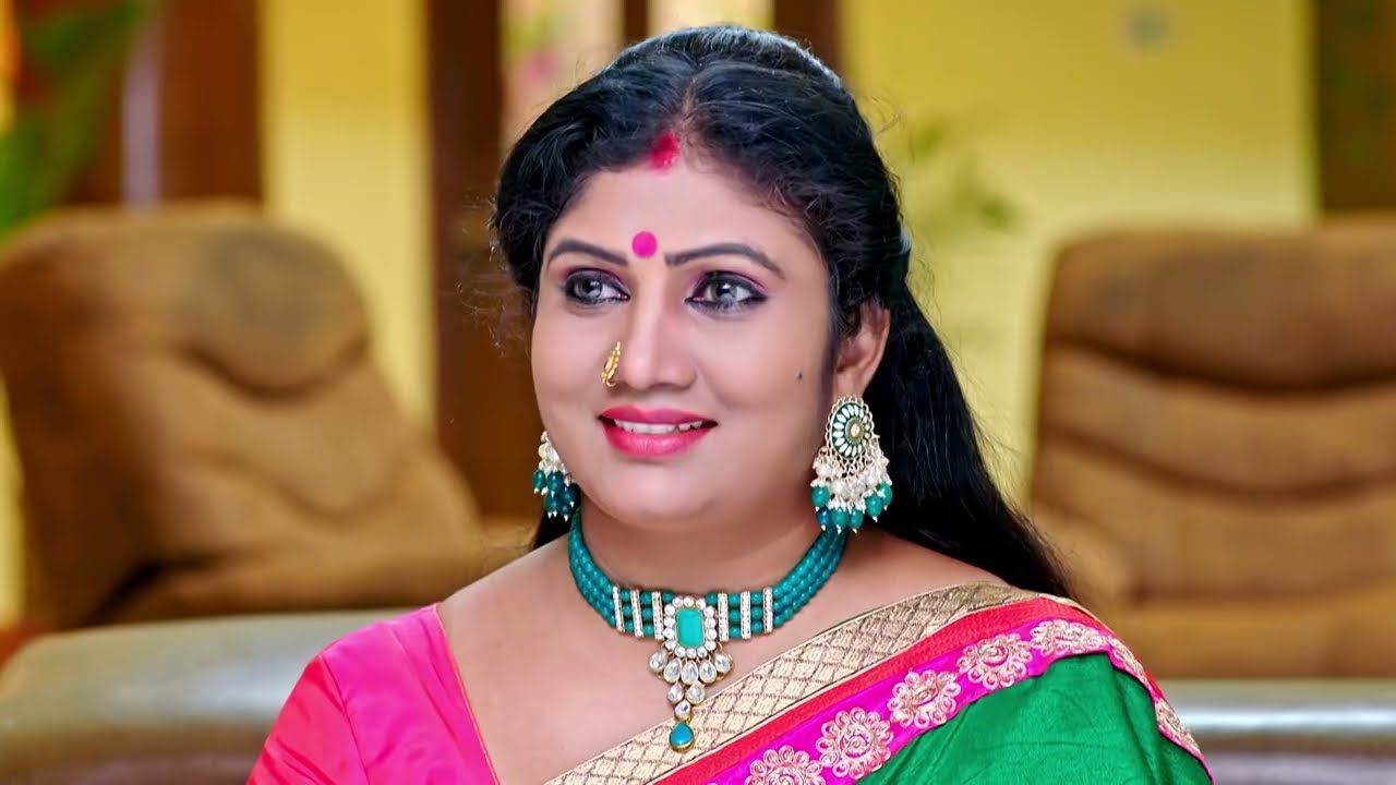 దగ్గరకి రండి ఇద్దరికి సరిపోతుంది | Oohalu Gusagusalade | Full Ep 350 | Zee Telugu | 21 June 2022
