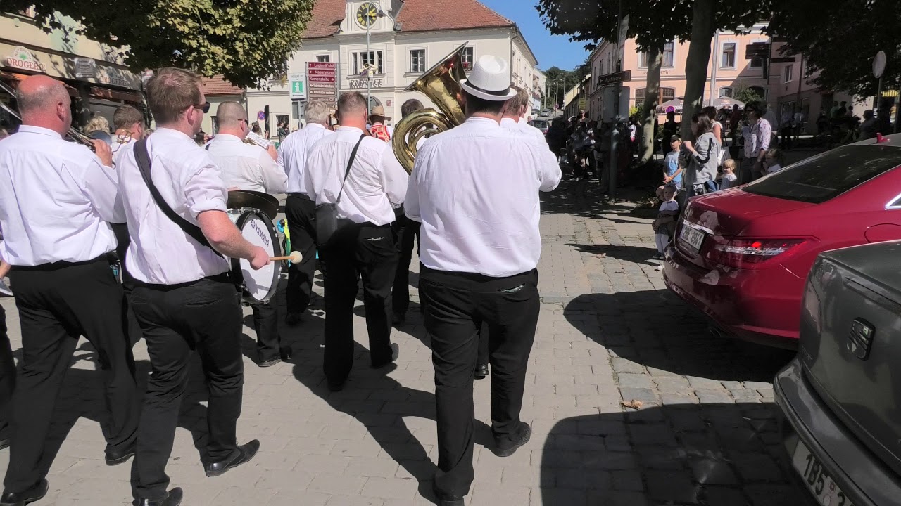 Lacaranka 2019 Zidlochovice Hodova obhuzka