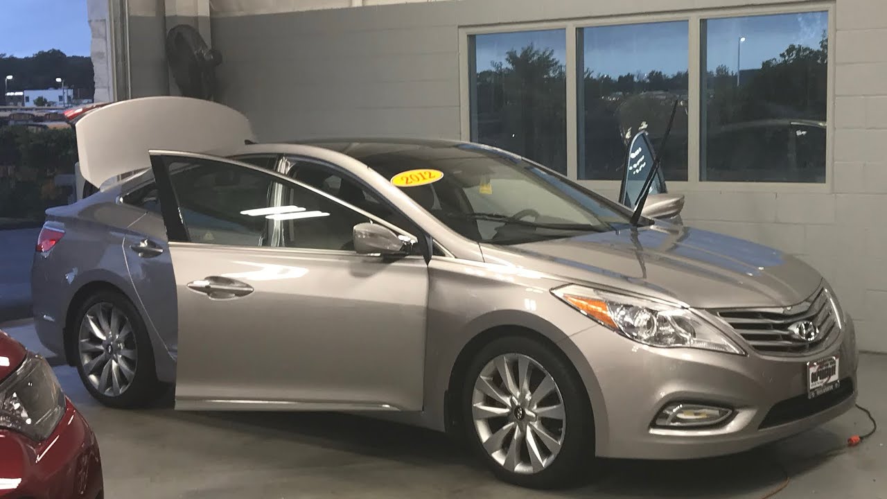 2012 HYUNDAI AZERA OIL CHANGE