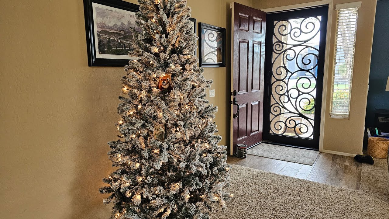 Is This the Easiest Christmas Tree to Set Up?