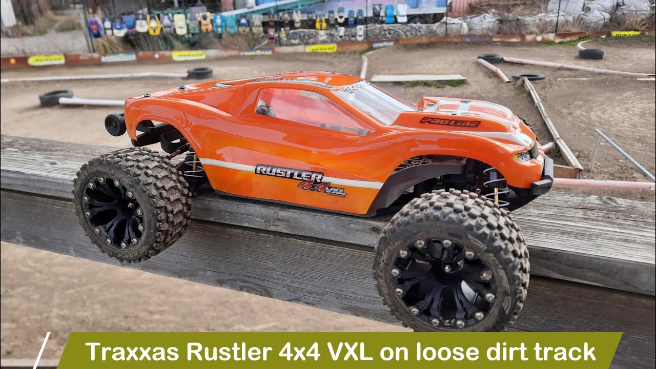 Traxxas Rustler 4x4 VXL on loose dirt RC-Track - MBG20
