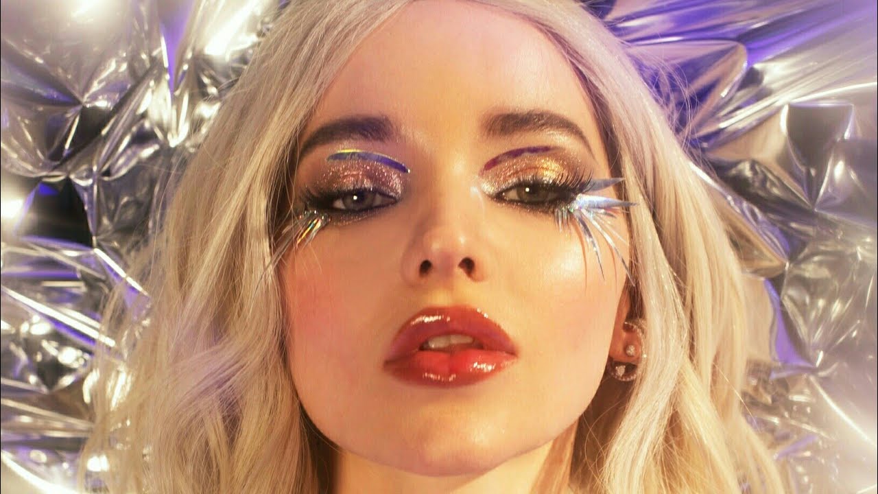 Dove Cameron/Клип/Я зла на Disney/Clips