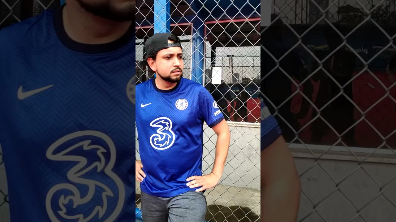 Quando tento imitar um drible mas n&atilde;o tenho muita habilidade 😅 #Shorts