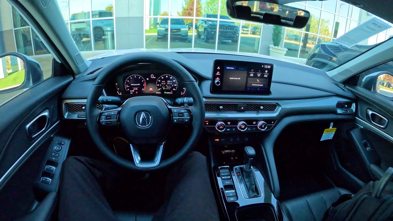 Обзор Acura Integra 2026 года от первого лица.