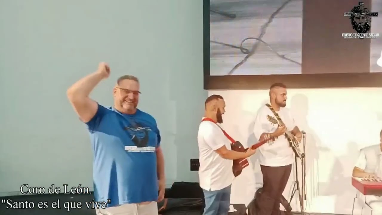 Coro de León en la Nacional de Oviedo  SANTO ES EL QUE VIVE  22 06 23