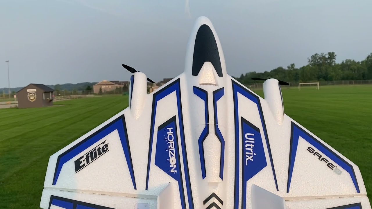 E-Flite Ultrix 600mm BNF Basic - Crazy Fun!!!