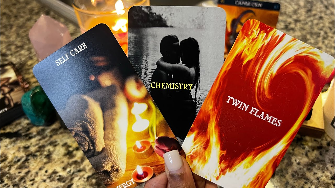 Capricorn ♑️ A heavy karmic lesson ur learning 😮‍💨 twinflames getting prepped for Union 🔥