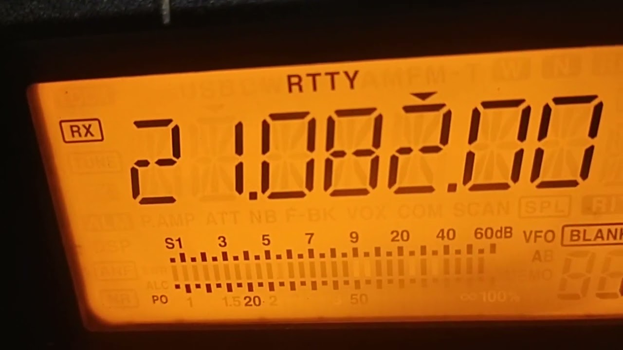 ICOM IC -718