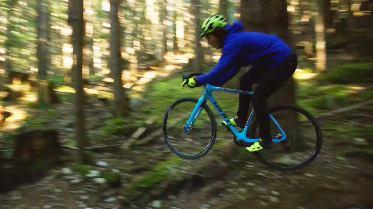 Yoann Barelli Shreds a Downhill MTB Track on a Cyclocross Bike