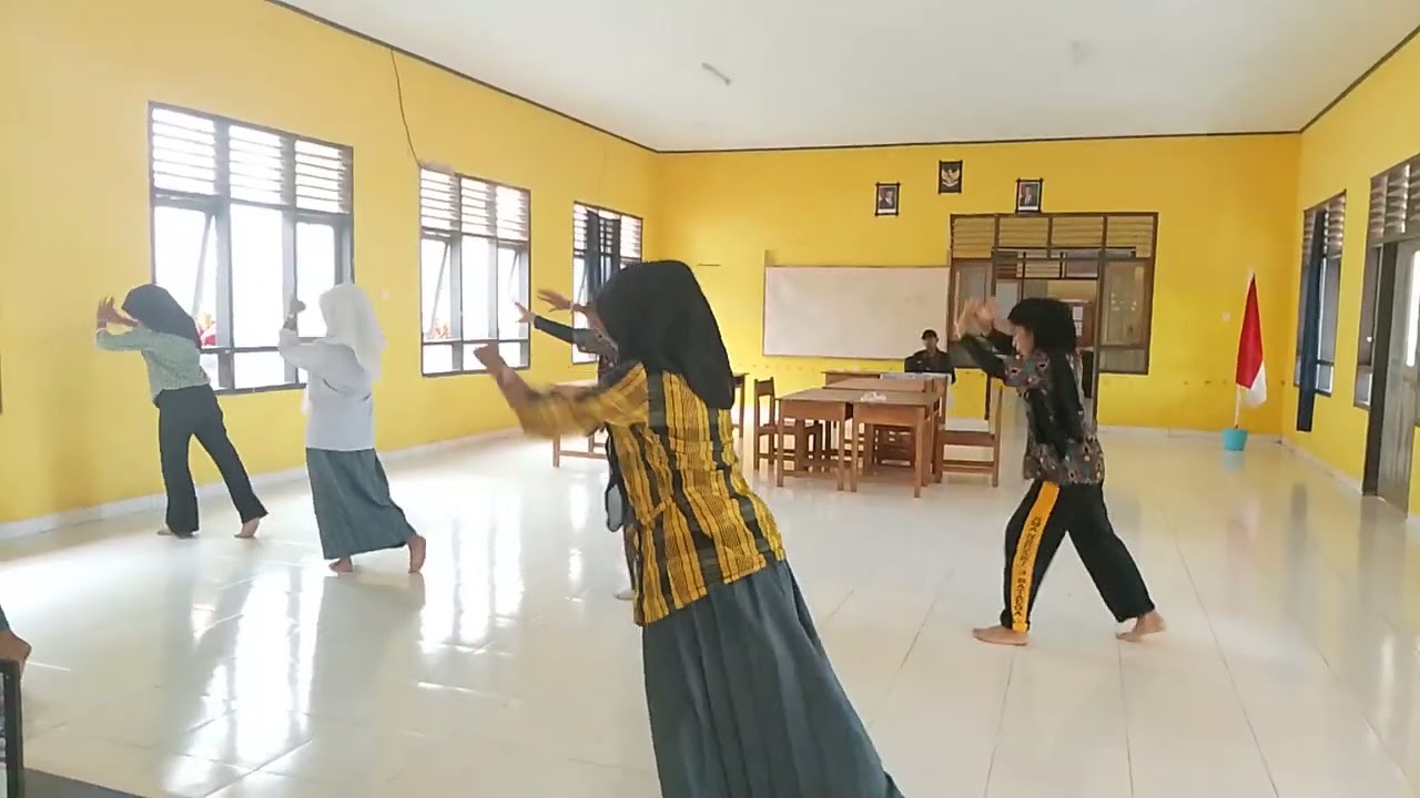Latihan H ke3.Tari kreasi Nusantara
