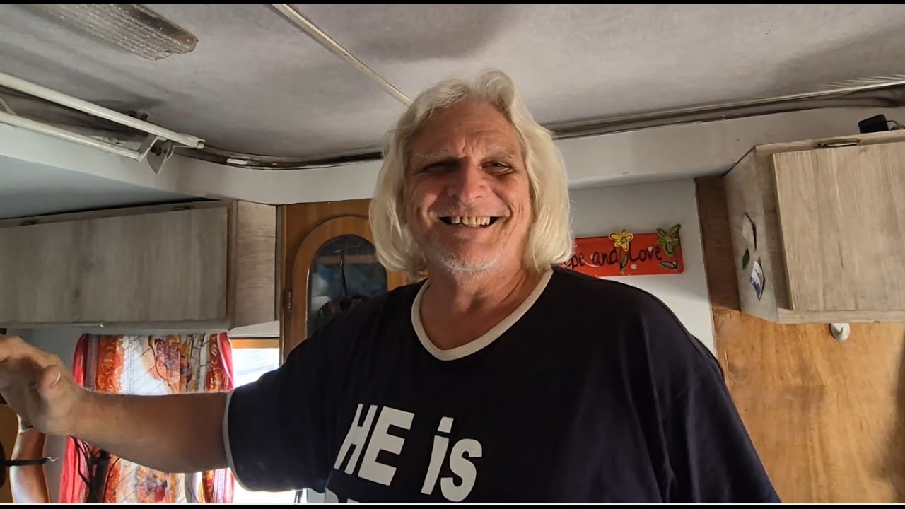 #32 Homeless in Cape Town: Meet Johan