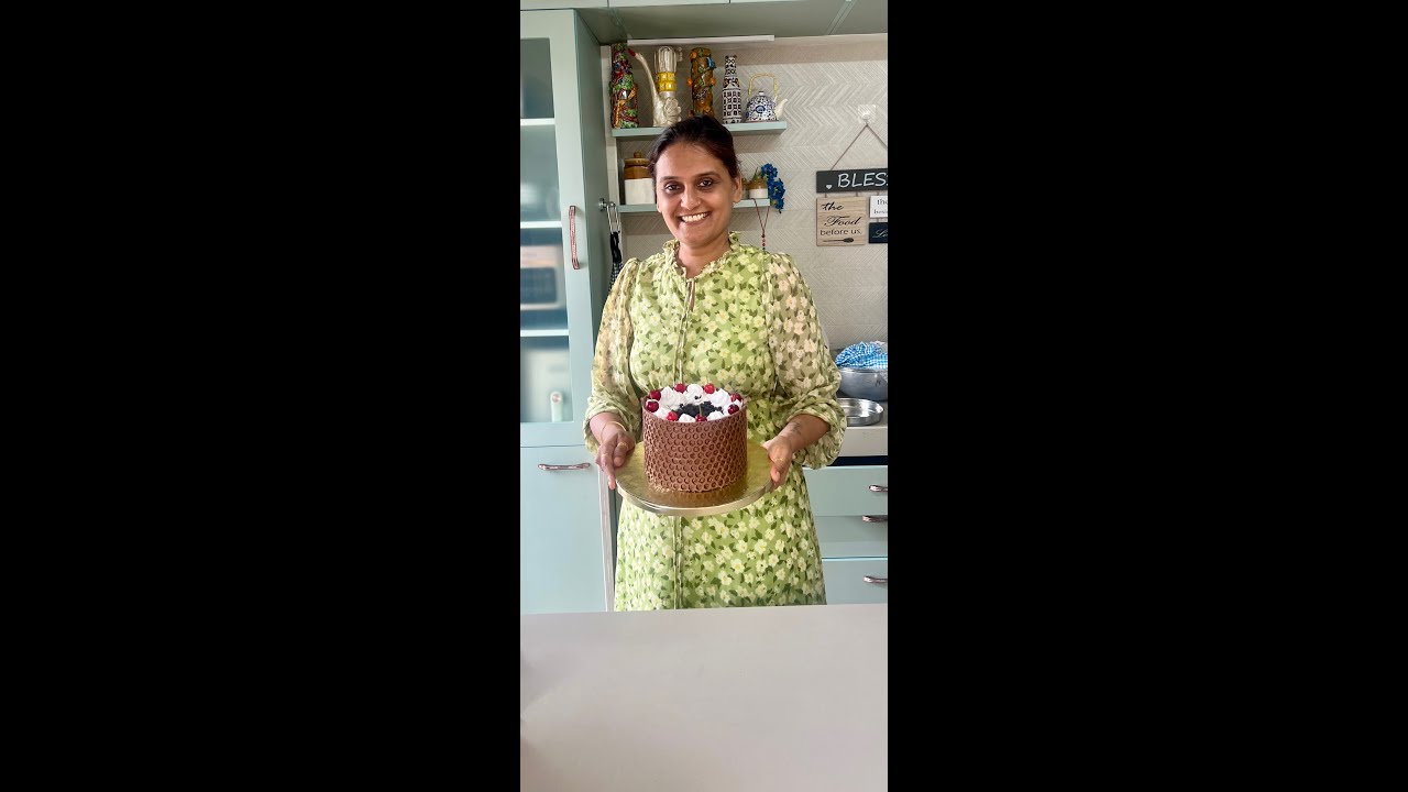 बिना मैदा,बिना सुजी,बिना ओवन ब्लैक फोरेस्ट केक बनाने का सबसे आसान तरीका | Eggless Birthday Cake