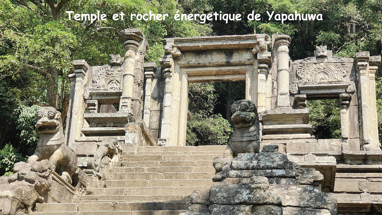 Yapahuwa et son rocher - spirituel - de taille proche du rocher du lion de Sigiriya;