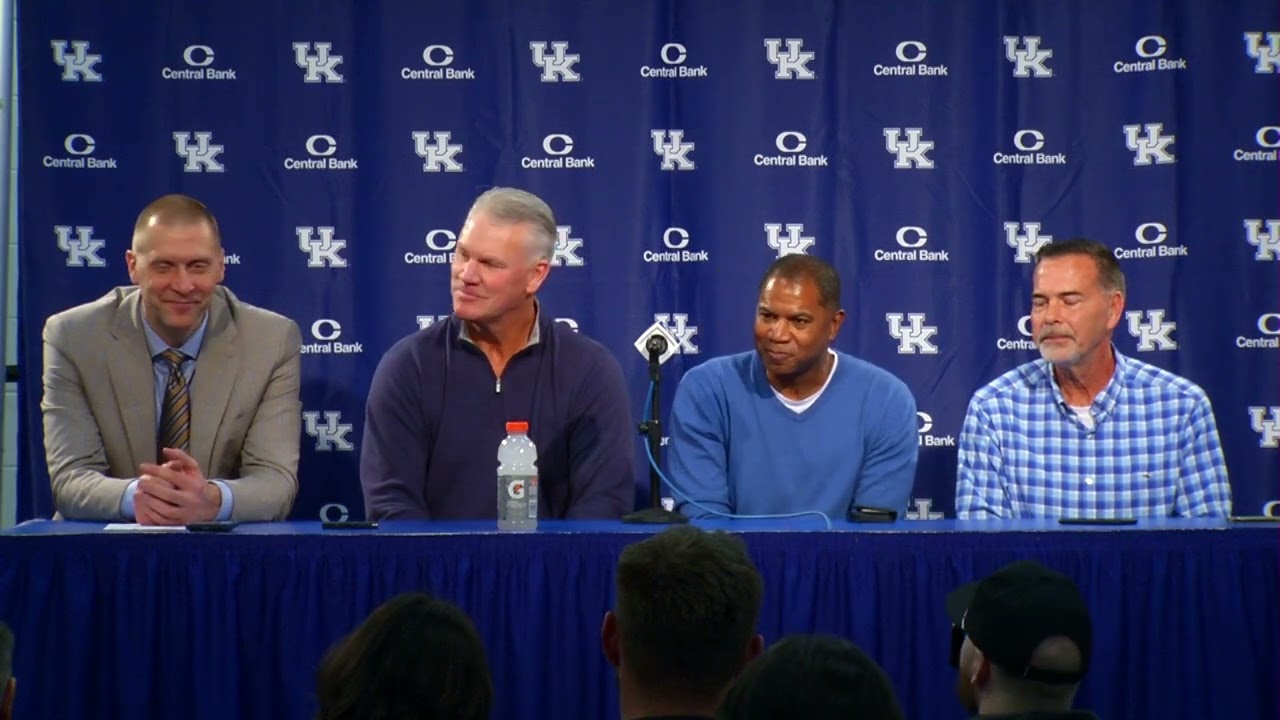 Mark Pope and members of The Unforgettables talk Tennessee Tech win and returning to Kentucky