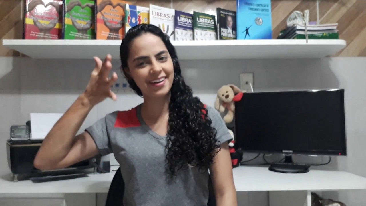 6 verbos em Libras iniciados com a letra B (beber, beijar, brigar, brincar e etc.)