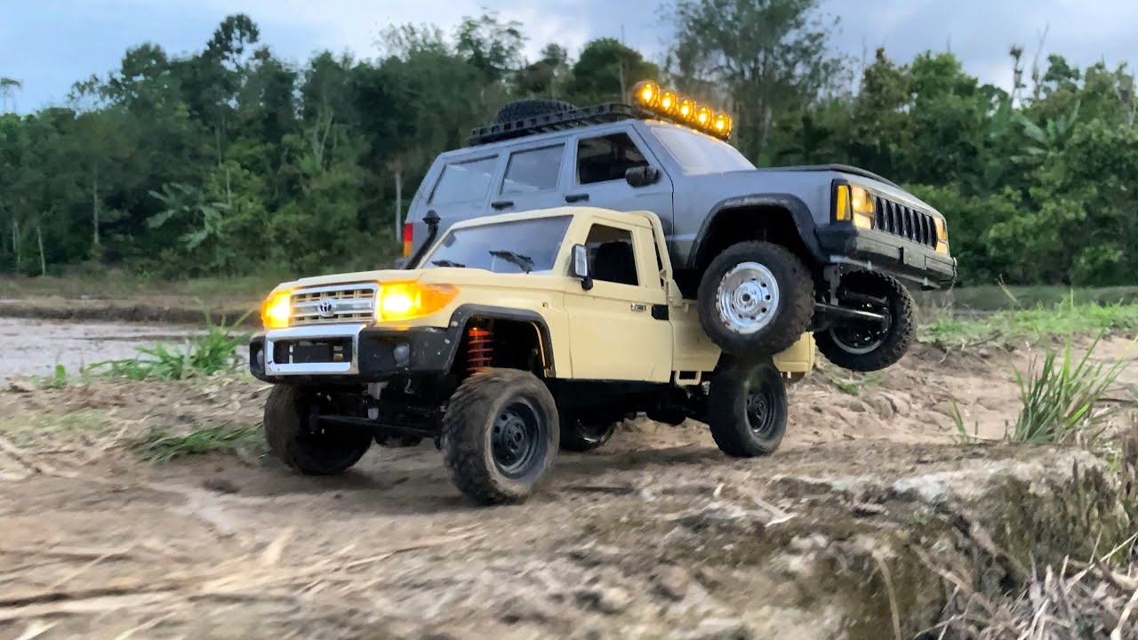 HELP EACH OTHER - MN 82 / MN 78 : Jeep Cherokee X. Land Cruiser 79