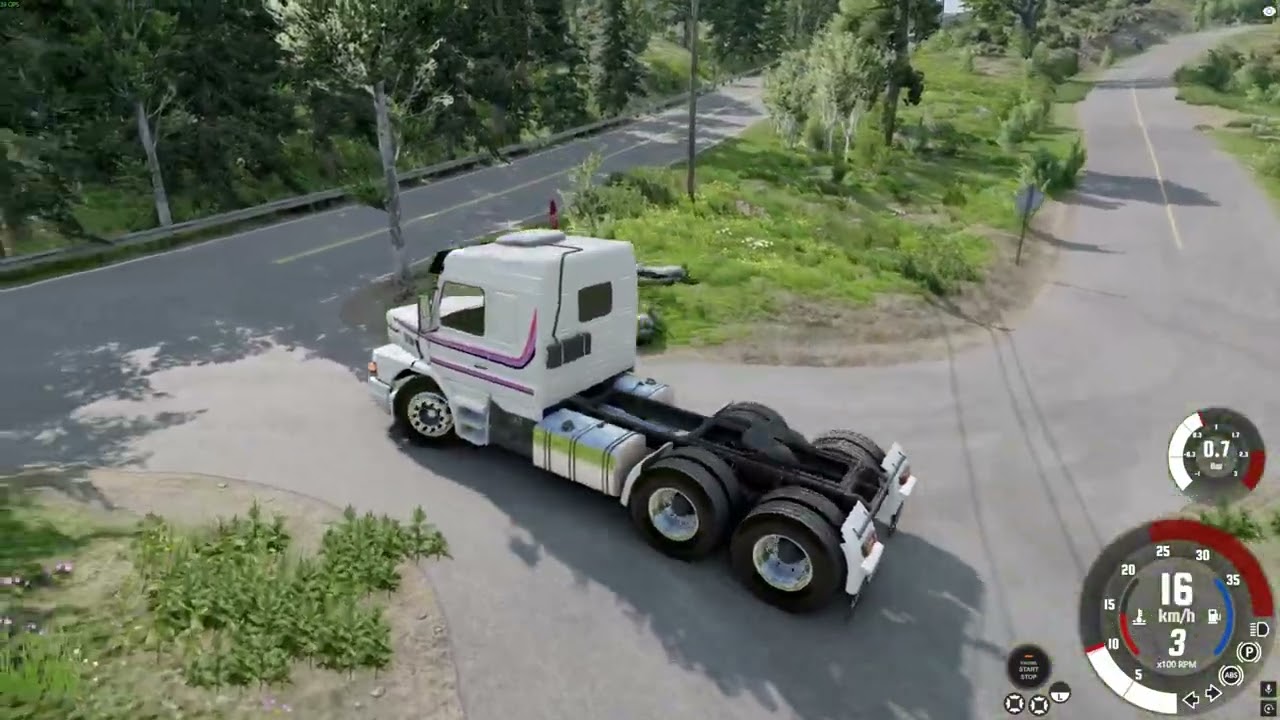 SCANIA 113 DANDO FUGA E BATENDO NA ARVORE