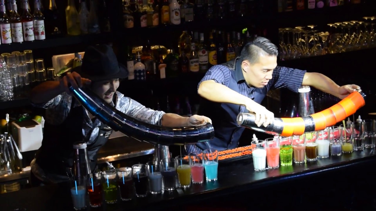 flair bartender Noa & Sem Cocktail Stack 20 cups フレアバーテンダーNOA&セム　カクテルスタック２０杯