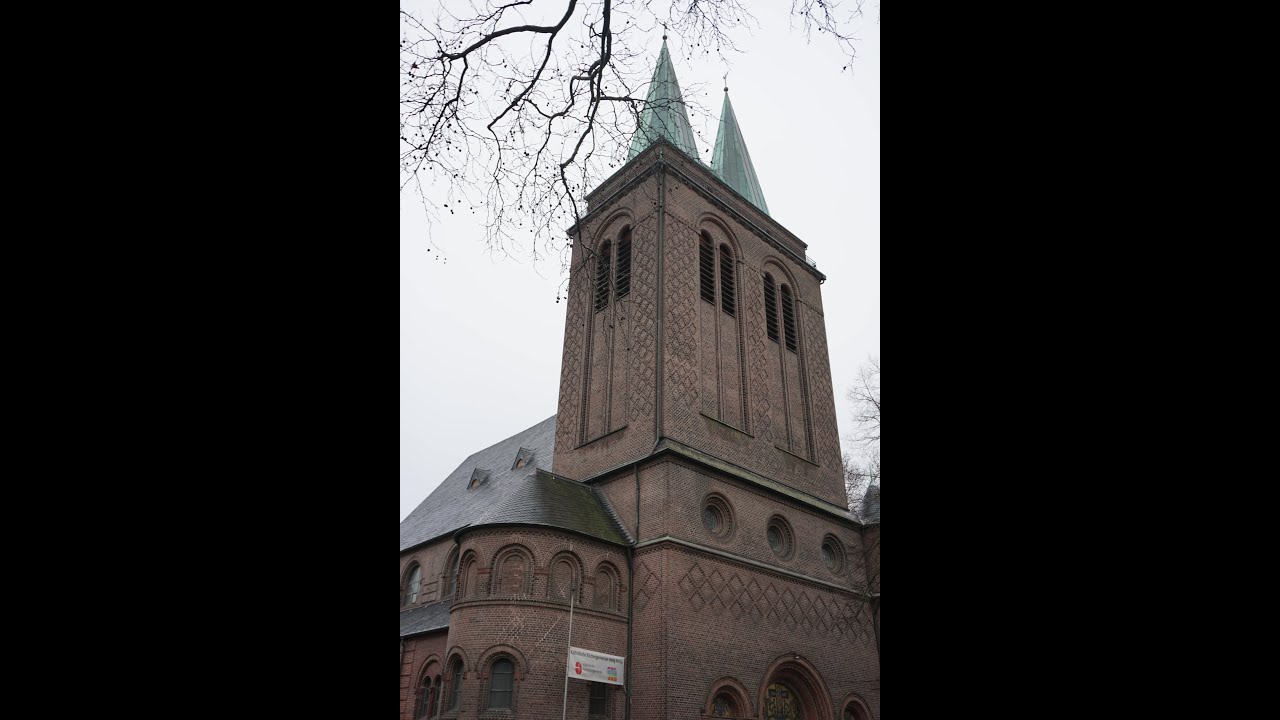 Dortmund: Heilig Kreuz Kirche (Vollgeläut der Glocken)