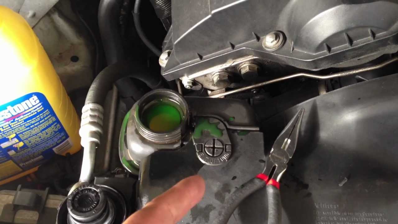 HOW TO Remove Air Bubbles From Your Radiator/Engine Block 97-03 BMW 5-SERIES E39 528I 540I M5 M52