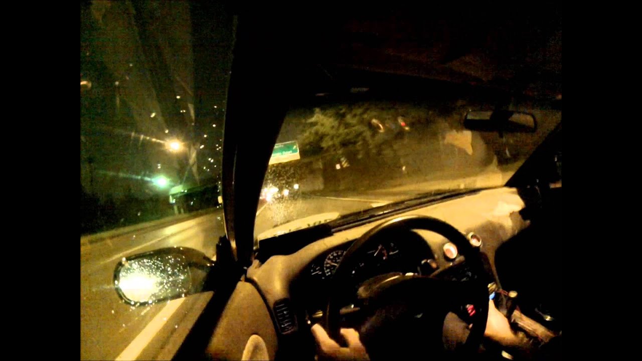 Drift Practicing on-ramp in 240sx rb25 big turbo