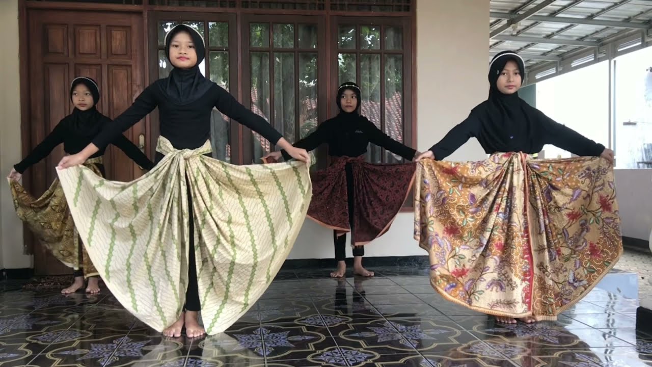 Cublak-cublak suweng — Tari Kreasi