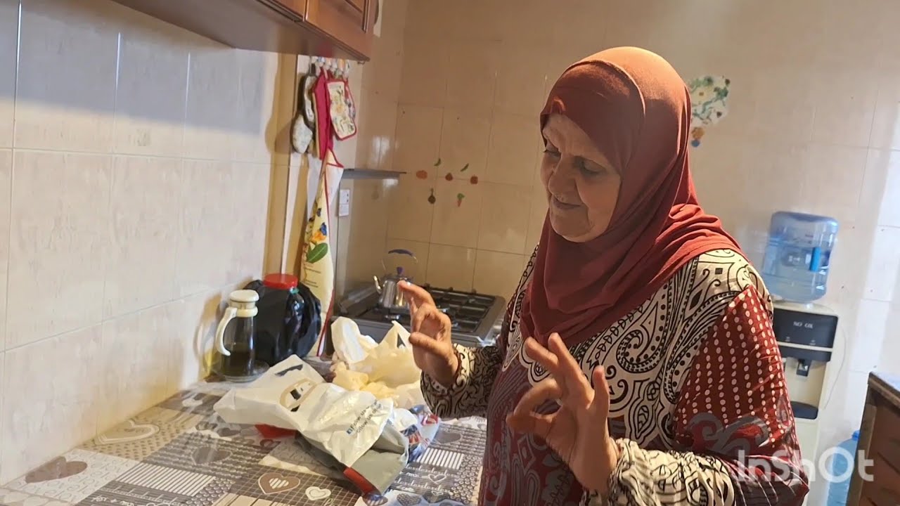 اخدت غدايي معي ورحت عند الماما❤️..شوفو الماما ليش زعلت مني 😭