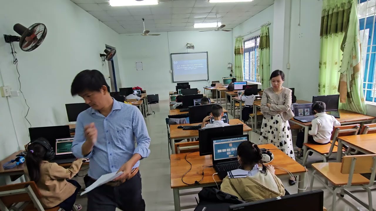 CAMERA KỲ THI TIẾNG ANH TRÊN INTERNET (IOE) CẤP XÃ/PHƯỜNG NĂM HỌC 2025 - 2026 khối 1,2-TH Vĩnh Hòa 1