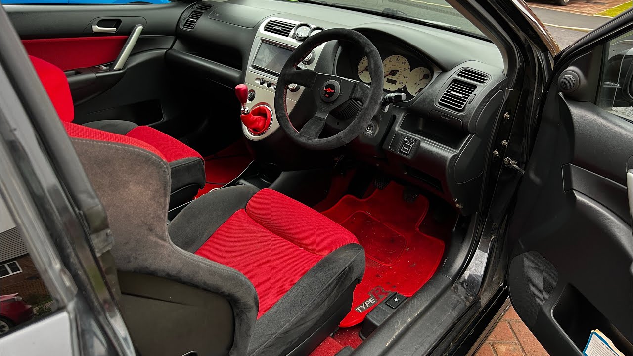Honda Civic EP3 Type R Steering Wheel Swap