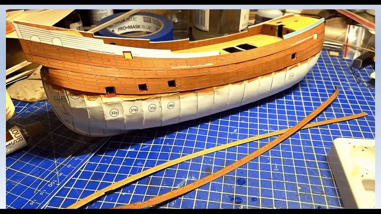 Card and Paper Models - the Bulkhead Problem