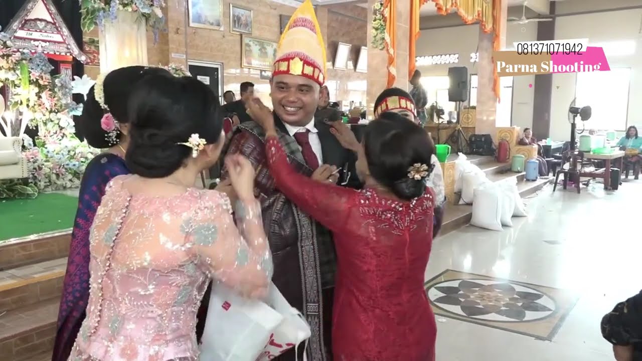 Pernikahan Daniel Christoper Tampubolon, A. Md. RMIK & Swarnita br. Siahaan, SE Part 4