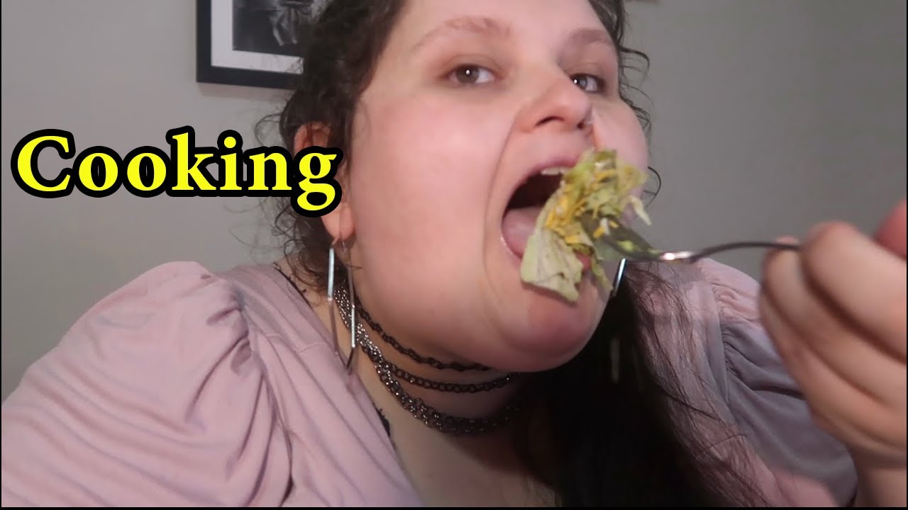 Amberlynn Reid Cooking Compilation