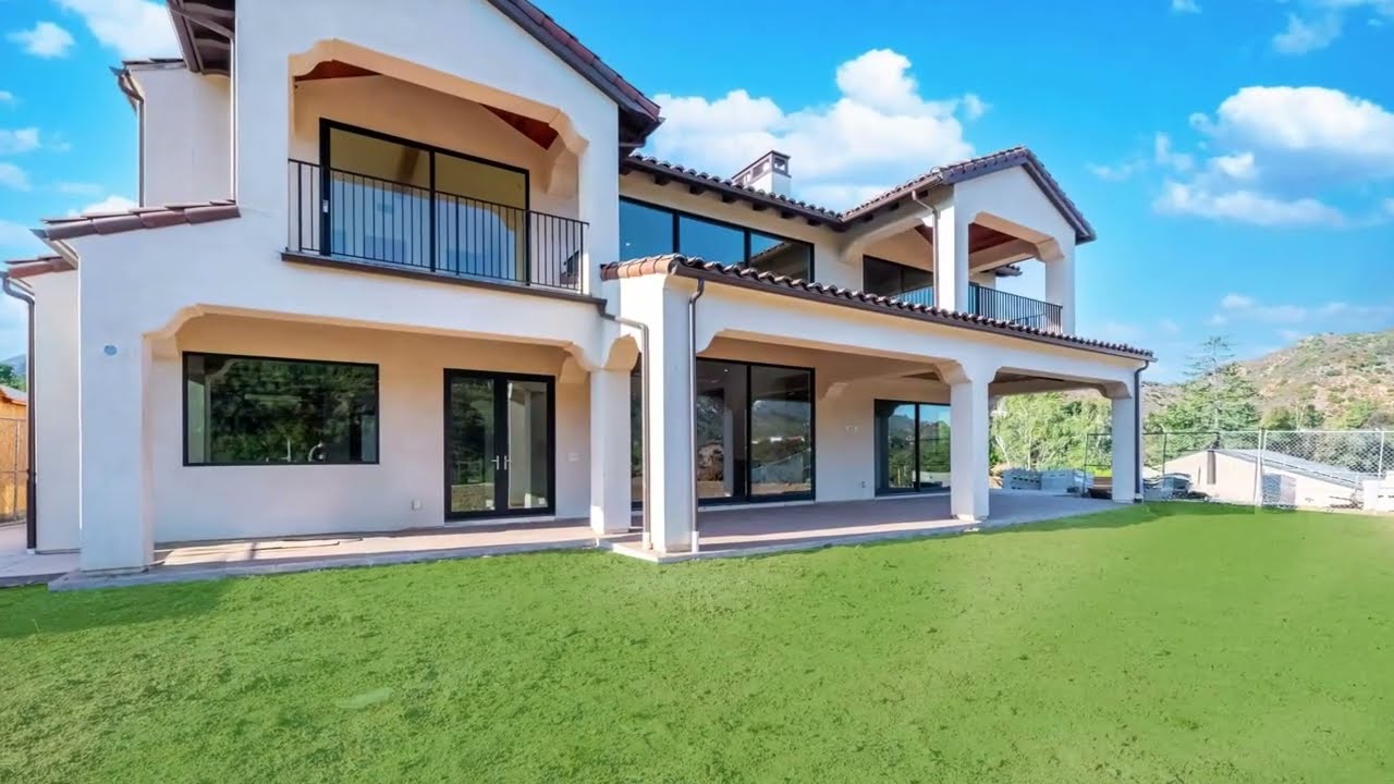2224 Careful Ave, Agoura Hills, CA 91301