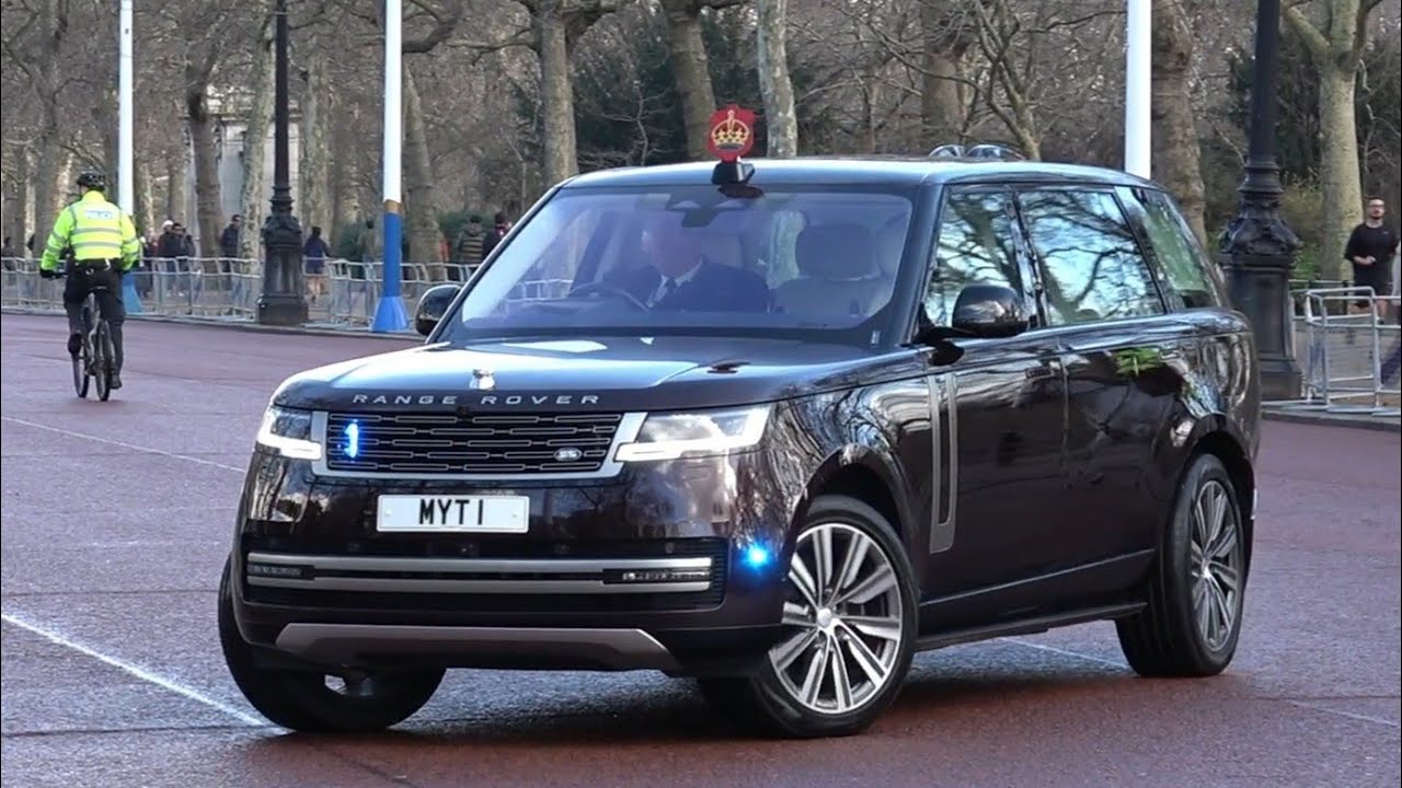 The state Range Rover seen on the Mall