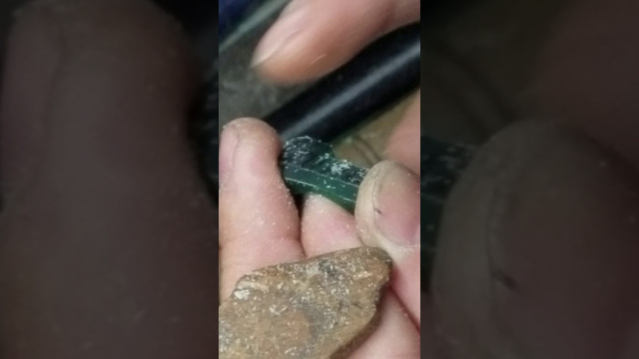 Making name ring wax carving