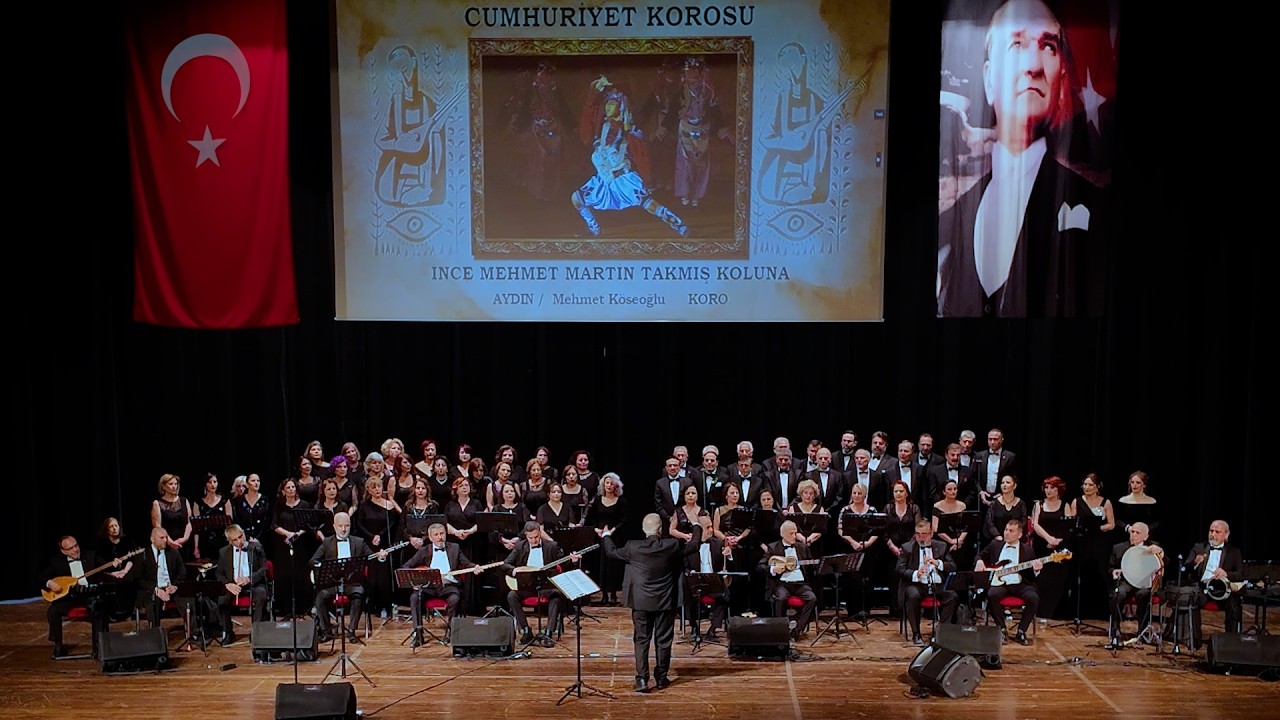 CUMHURİYET KOROSU  -  İNCE MEHMET MARTİN TAKMIŞ KOLUNA  -  KORO