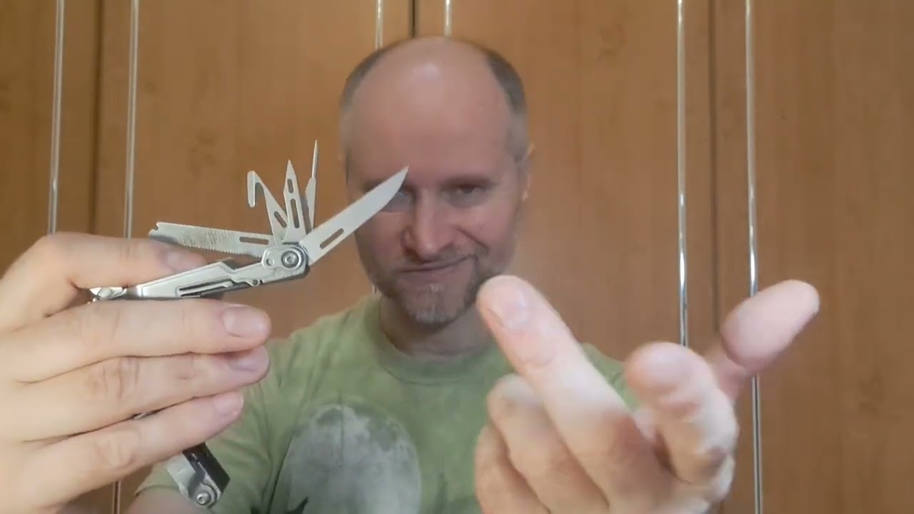 SOG Powerpint (a mid-size multitool, purpose, some testing and comparing)