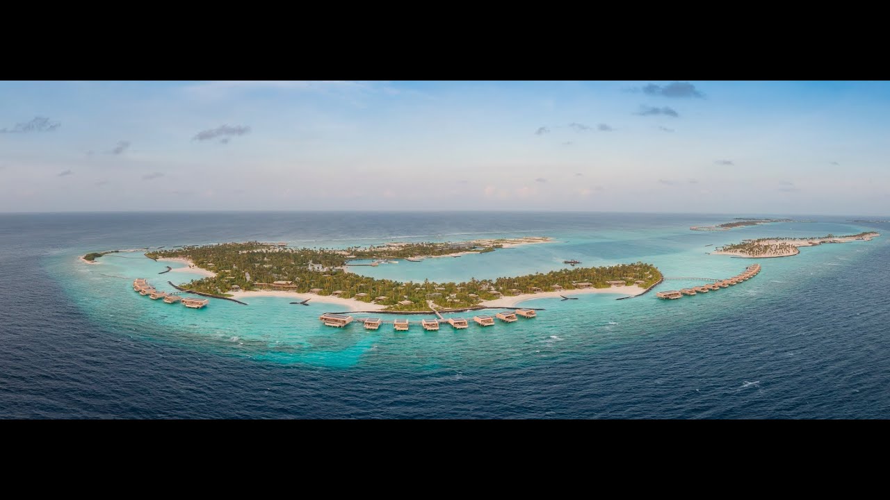 Maldives holiday homes, made of wood